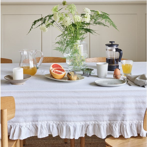 Bordsduk Madicken - linnebeige