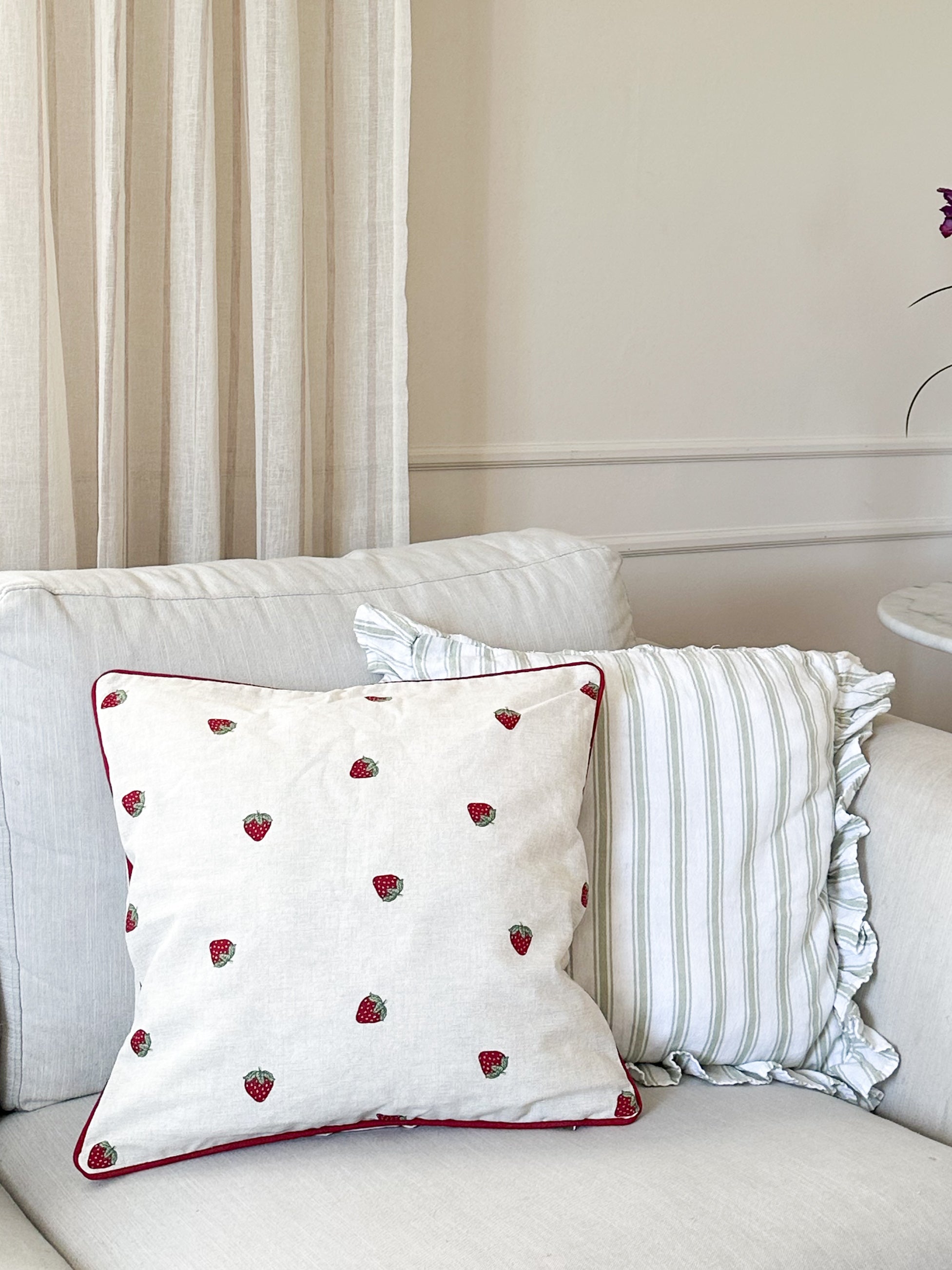 Kuddfodral sommar - jordgubbe