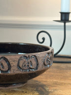 Handgjord skål
