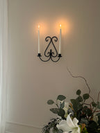 Ljuvlig väggljusstake i smide